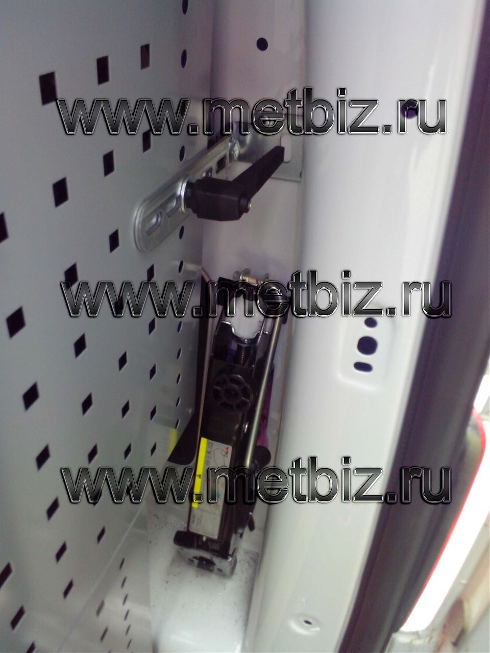 Оборудования для мобильной мастерской (VW Caddy)